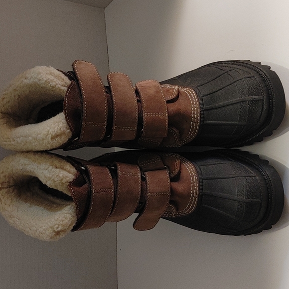 L.L. Bean Shoes - LL Bean Winter Fleece Lined Duck Hook Loop Strap Boots